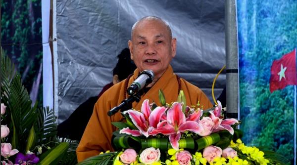 Quảng Ninh: Hoà thượng Chủ tịch tham dự lễ khai hội Xuân Ngoạ Vân