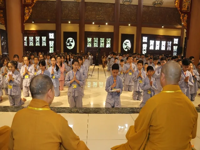 Hà Nội: Chùa Yên Phú tổ chức khóa tu mùa hè "Sáng Đạo Trong Đời" 2017 lần 2