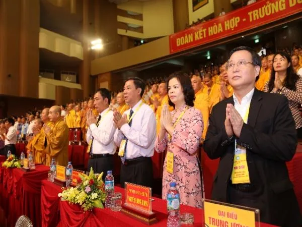 Niệm Phật cầu gia hộ