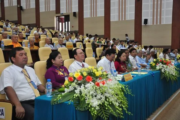 Đại diện Chính quyền tham dự