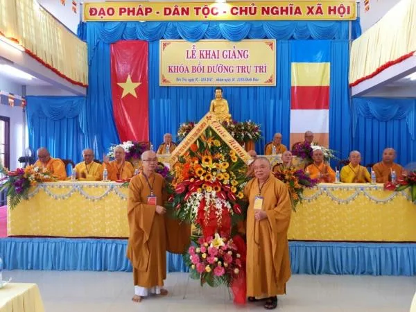Bến Tre: Khai giảng khóa bồi dưỡng Trụ trì năm 2017