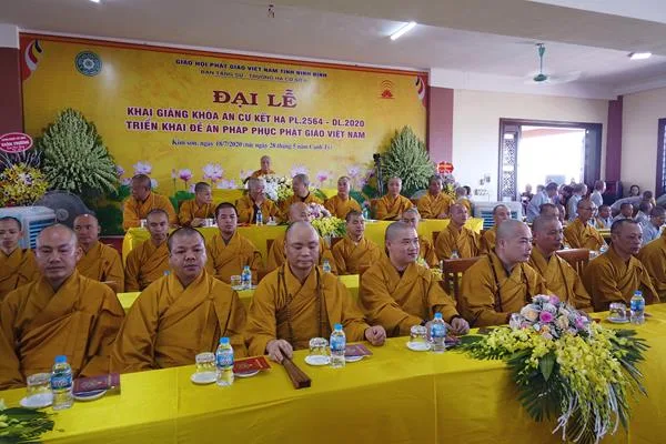 Ninh Bình: Triển khai đề án Pháp phục Phật giáo Việt Nam tại buổi Lễ khai pháp Trường hạ cơ sở 2
