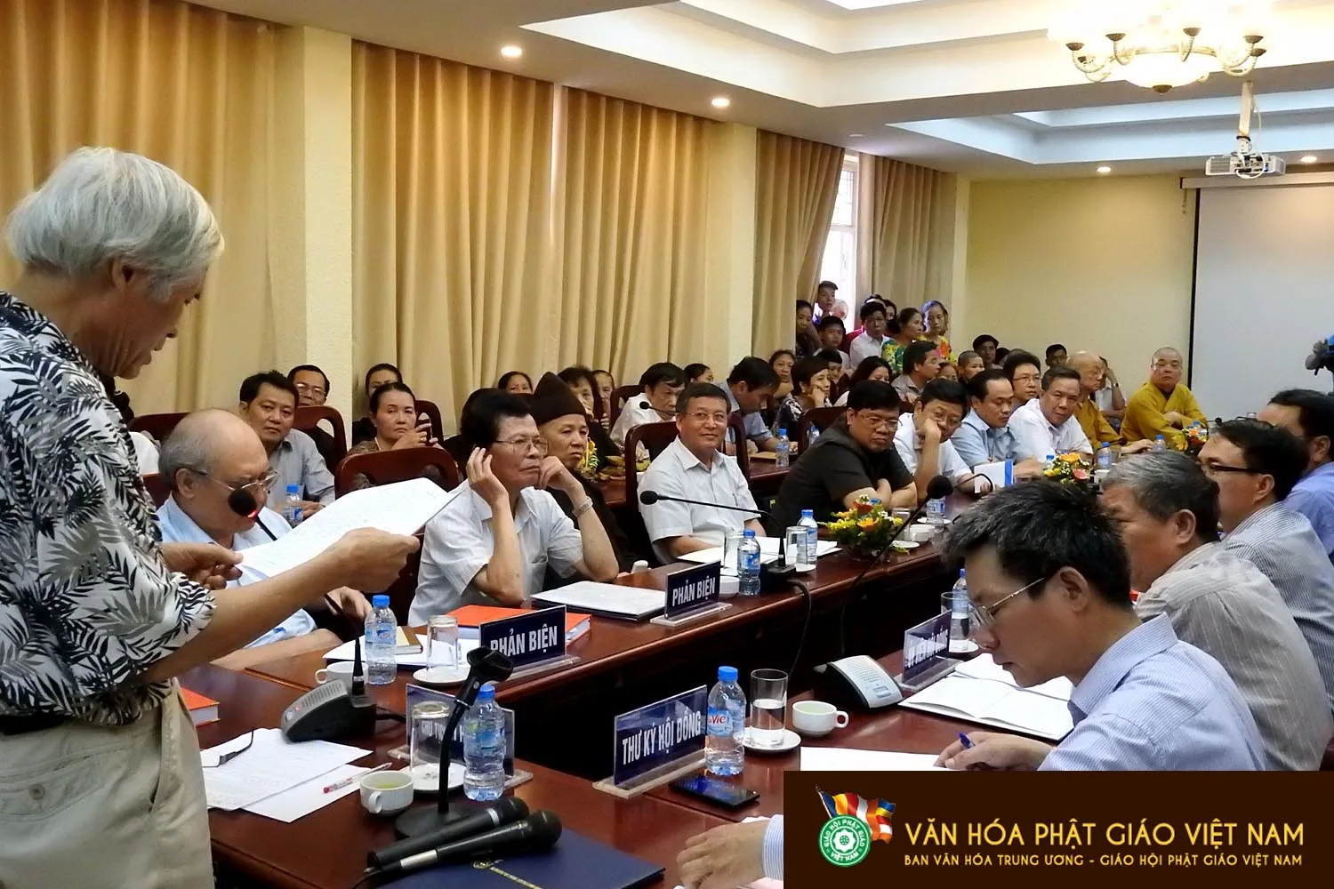 Hòa Thượng Thích Thanh Nhiễu bảo vệ thành công Luận án Tiến sĩ Tôn Giáo học