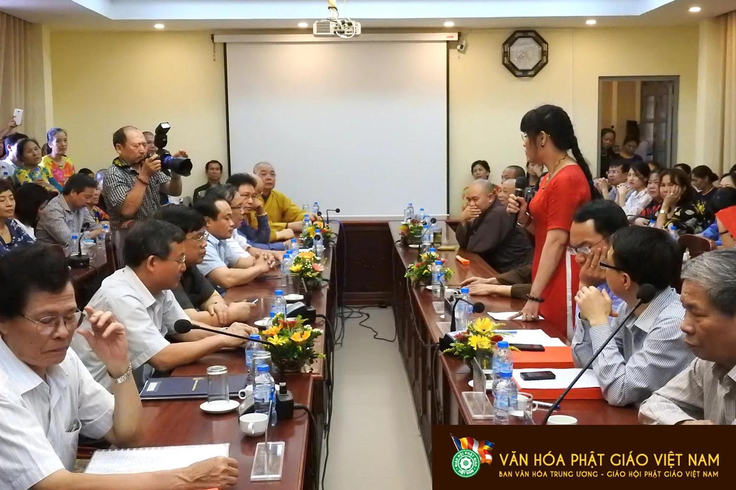 Hòa Thượng Thích Thanh Nhiễu bảo vệ thành công Luận án Tiến sĩ Tôn Giáo học