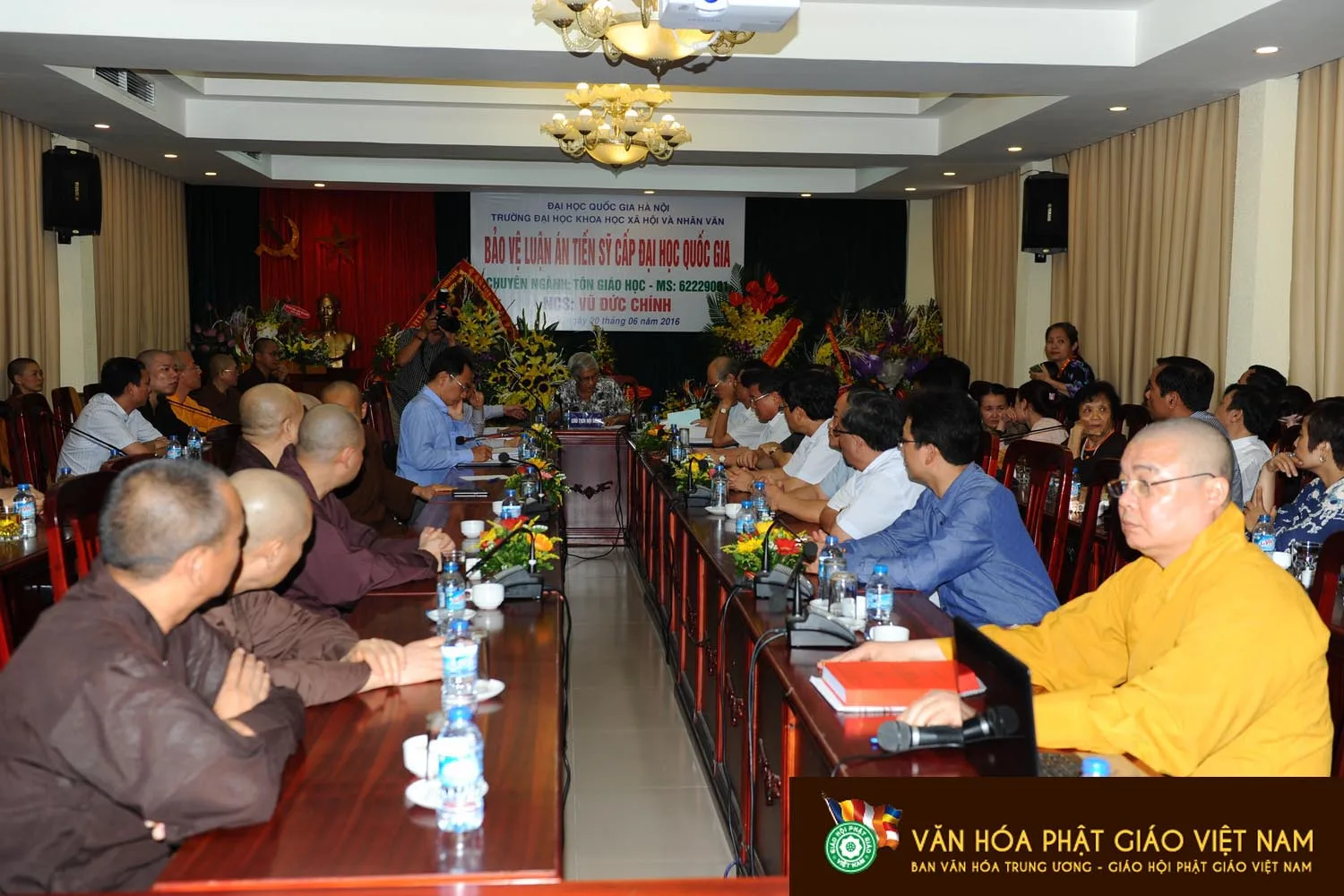 Hòa Thượng Thích Thanh Nhiễu bảo vệ thành công Luận án Tiến sĩ Tôn Giáo học
