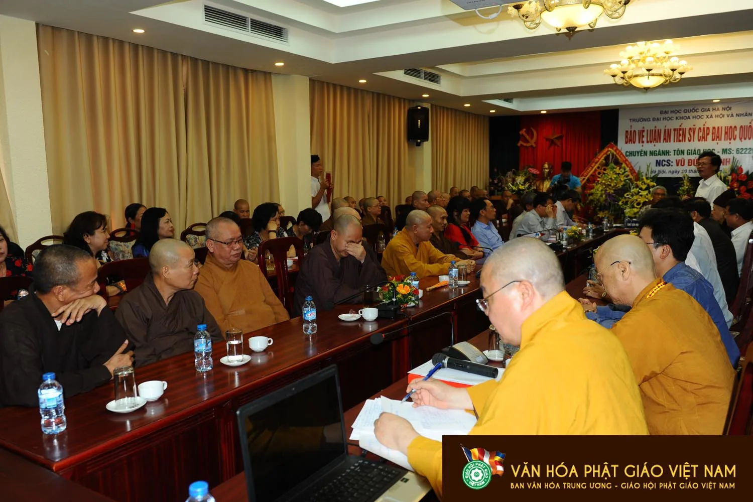 Hòa Thượng Thích Thanh Nhiễu bảo vệ thành công Luận án Tiến sĩ Tôn Giáo học