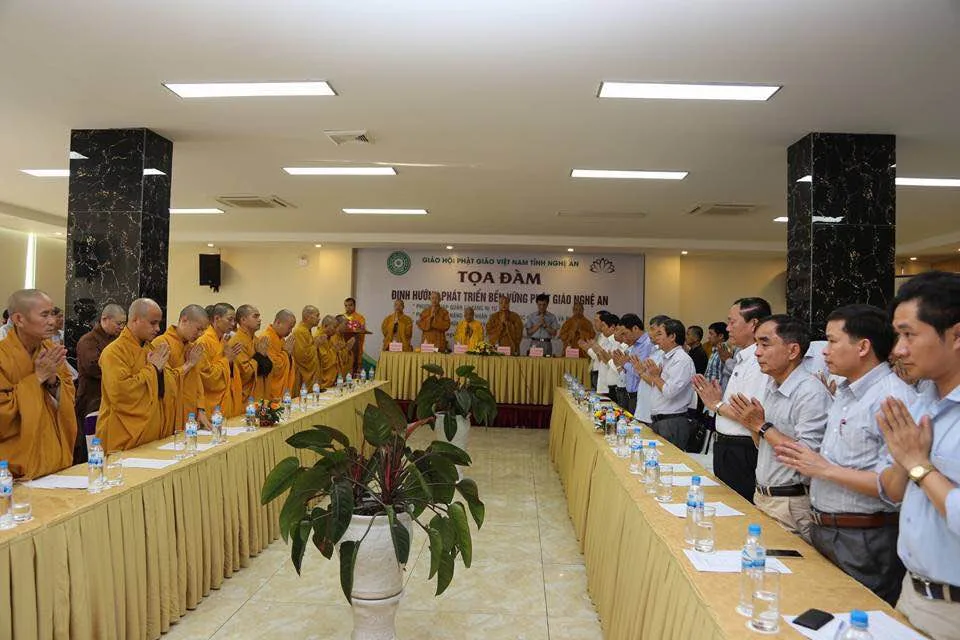 Tọa đàm "Định hướng Phát triển Bền vững Phật giáo Nghệ An"