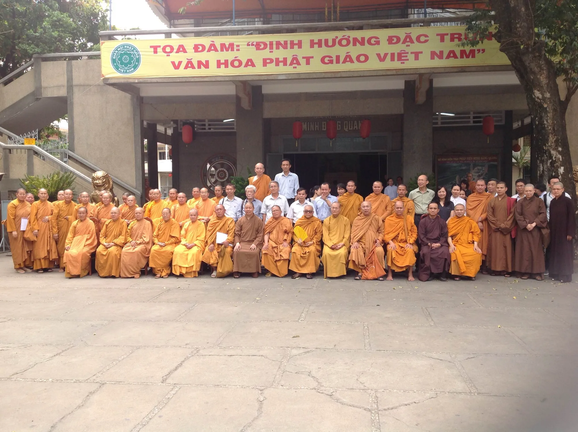 TÌM TIẾNG NÓI CHUNG  ĐỂ GÌN GIỮ ĐẶC TRƯNG VĂN HÓA PHẬT GIÁO