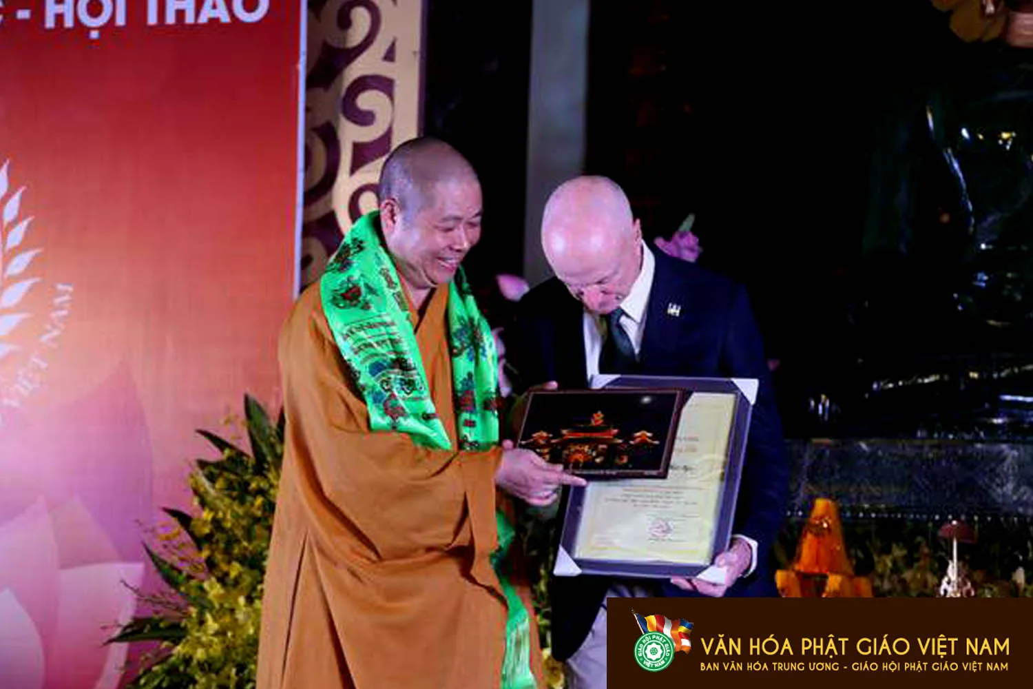 Bế mạc triển lãm - Hội thảo - Phật ngọc