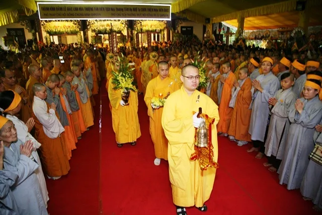 Lễ truy niệm, cung tống kim quan HT.Thích Chơn Thiện nhập bảo tháp