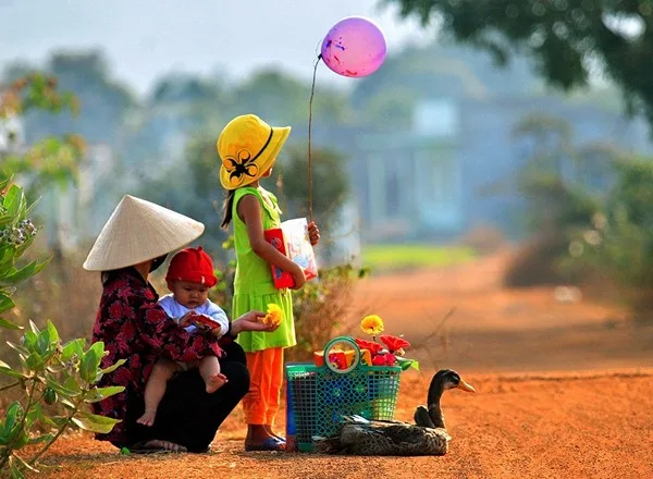 Về quê ăn Tết