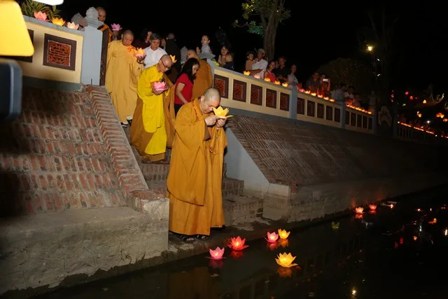 Ninh Bình: Chùa Đại Bi tổ chức lễ an vị tượng Phật, Xá lợi Phật và cầu nguyện hòa bình