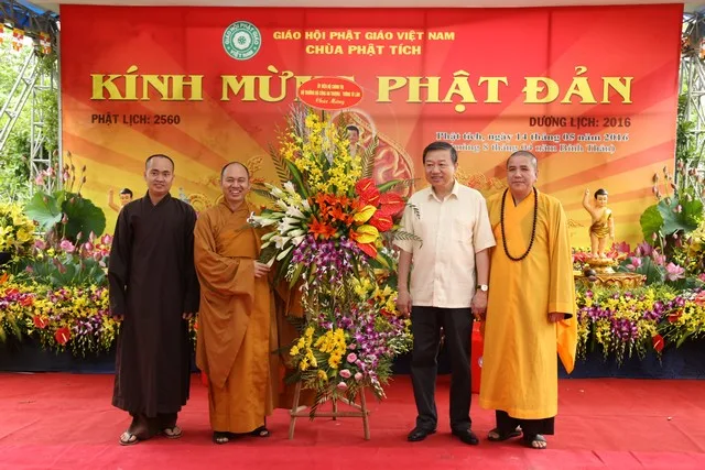 Bắc Ninh: Chùa Phật Tích kính mừng Đại lễ Phật đản PL 2560 – DL 2016
