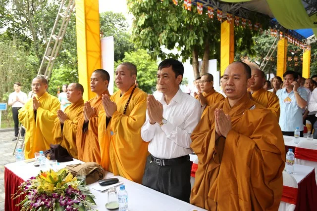 Bắc Ninh: Chùa Phật Tích kính mừng Đại lễ Phật đản PL 2560 – DL 2016