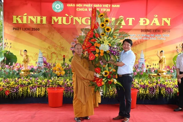 Bắc Ninh: Chùa Phật Tích kính mừng Đại lễ Phật đản PL 2560 – DL 2016
