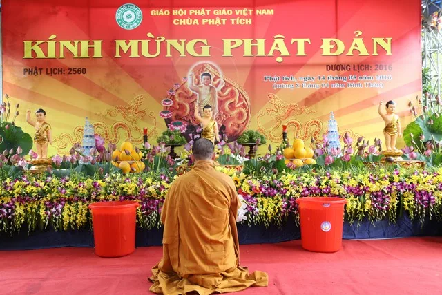 Bắc Ninh: Chùa Phật Tích kính mừng Đại lễ Phật đản PL 2560 – DL 2016