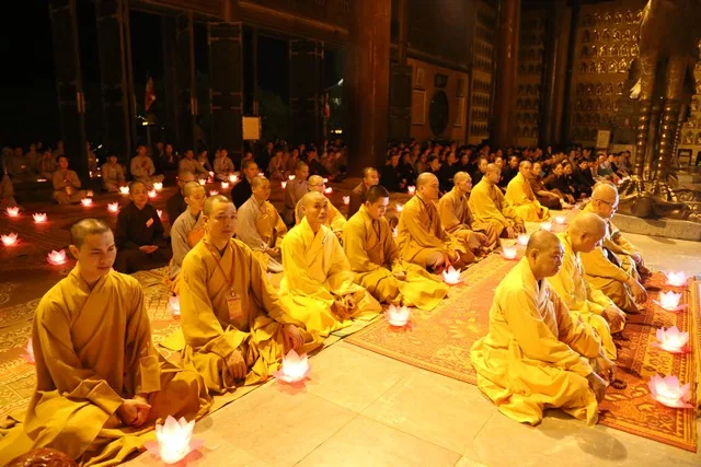 Ninh Bình: Đêm hội hoa đăng cầu Quốc thái Dân an tại chùa Bái Đính