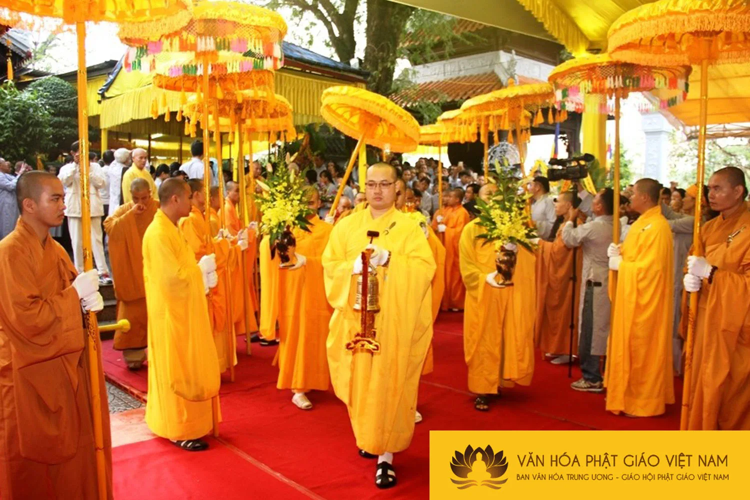 Lễ truy niệm, cung tống kim quan HT.Thích Chơn Thiện nhập bảo tháp