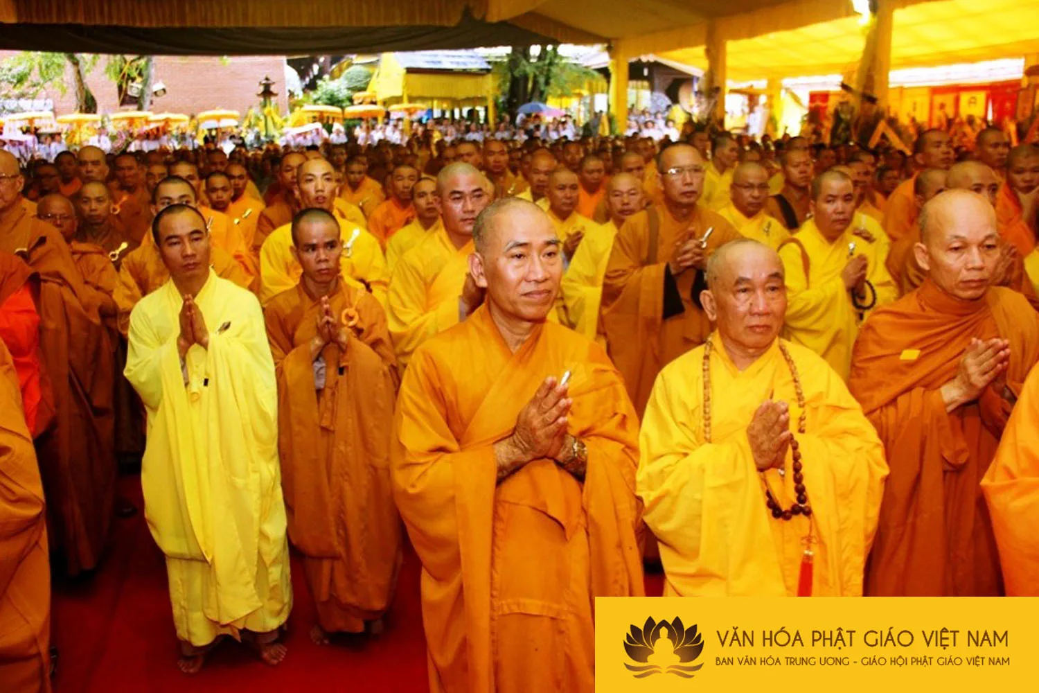 Lễ truy niệm, cung tống kim quan HT.Thích Chơn Thiện nhập bảo tháp