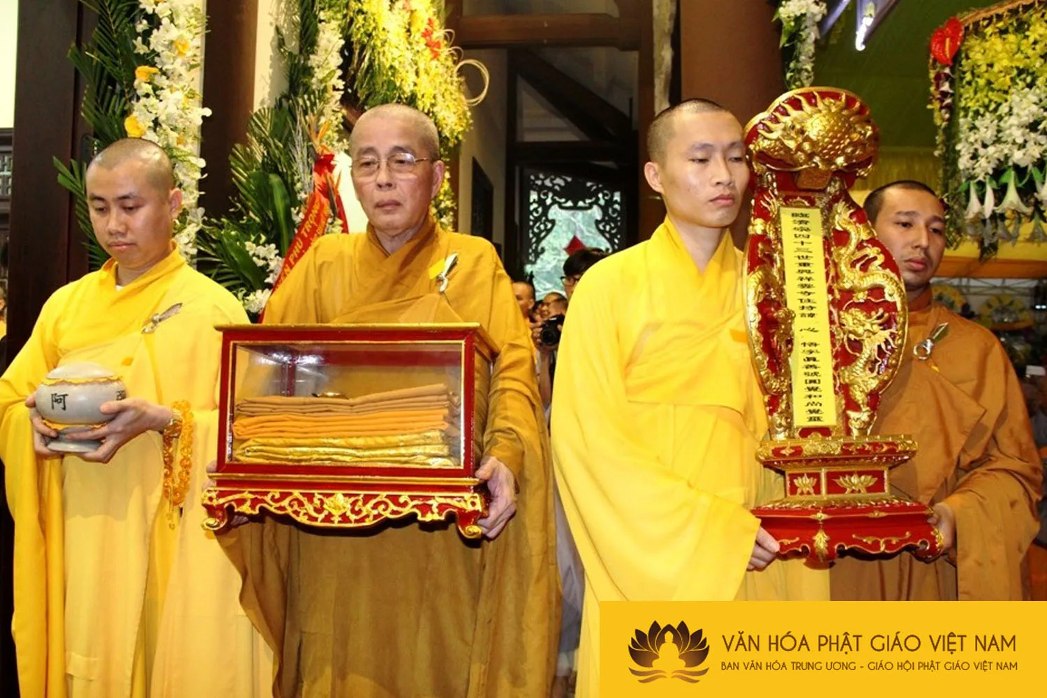 Lễ truy niệm, cung tống kim quan HT.Thích Chơn Thiện nhập bảo tháp