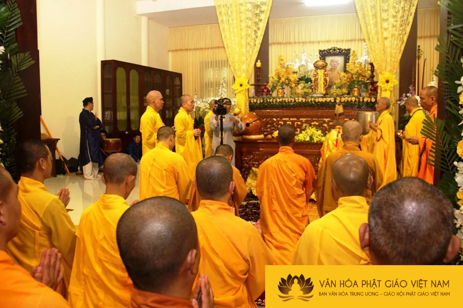 Lễ truy niệm, cung tống kim quan HT.Thích Chơn Thiện nhập bảo tháp