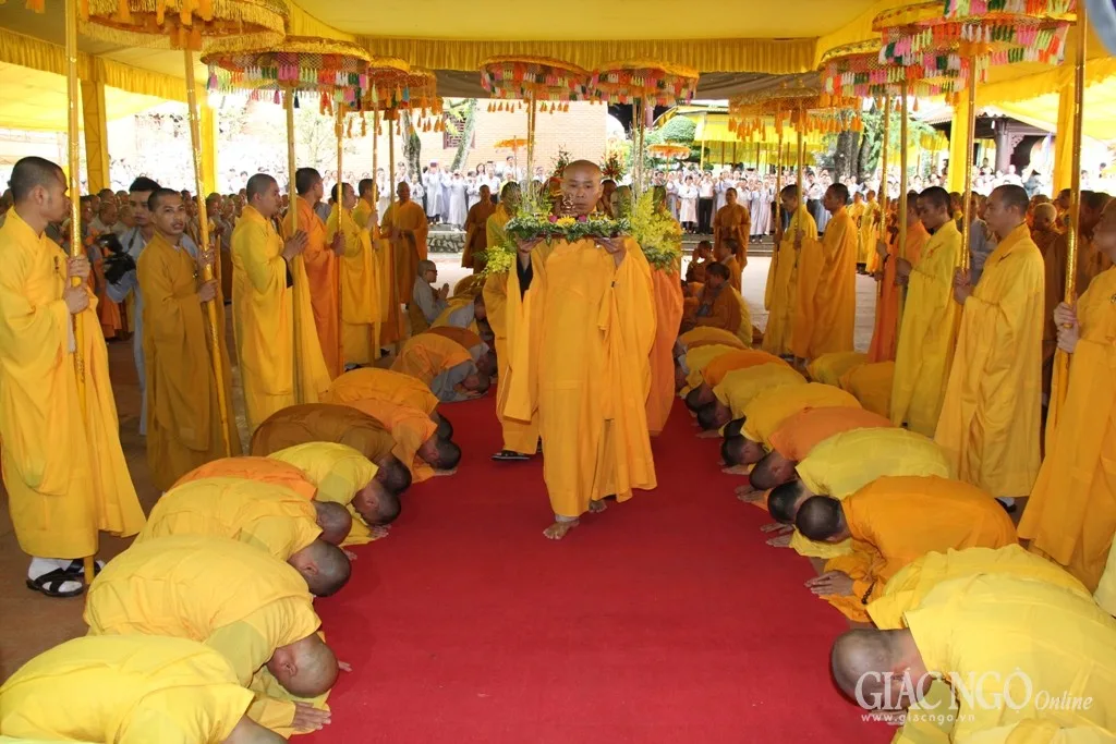 Trang nghiêm lễ nhập kim quan HT.Thích Chơn Thiện