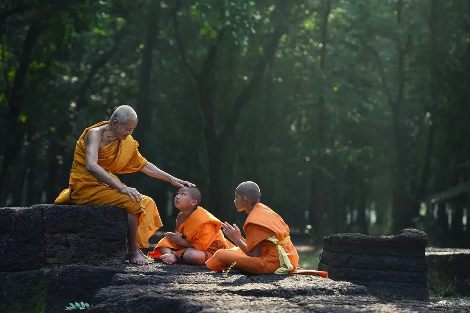 Hoằng pháp là khai thông bế tắc cho mọi người