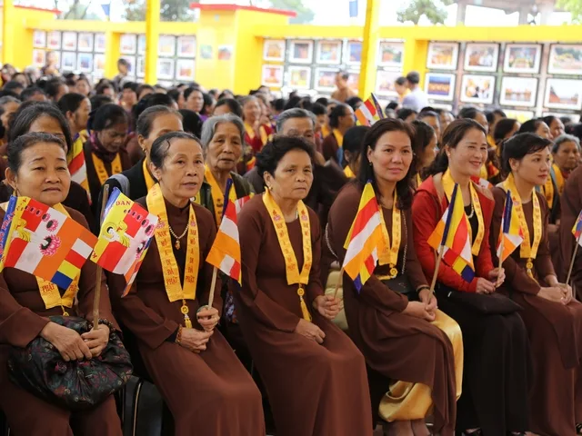 Nghệ An: Lễ hội Văn hóa Phật giáo "Hương Sen Xứ Nghệ 2017"