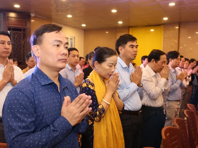 Nghệ An: Lễ hội Văn hóa Phật giáo "Hương Sen Xứ Nghệ 2017"