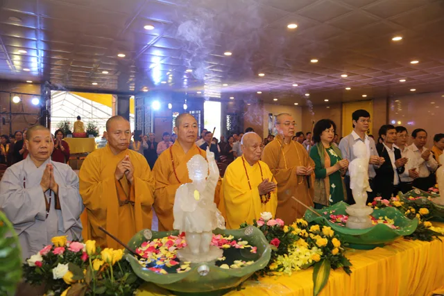 Nghệ An: Lễ hội Văn hóa Phật giáo "Hương Sen Xứ Nghệ 2017"