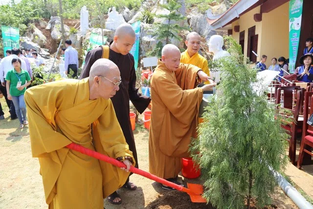 Phật tích - Đại lễ cầu siêu tưởng niệm Anh linh các anh hùng Liệt sỹ