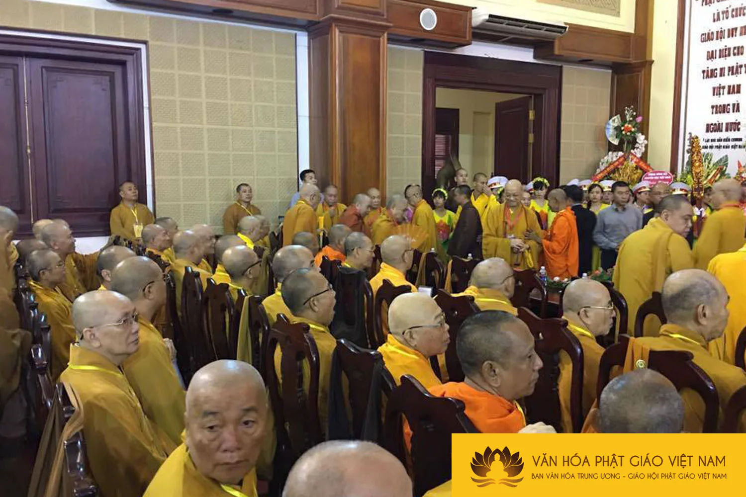Phật giáo Việt Nam tưng bừng kỷ niệm 35 năm thành lập Giáo hội Phật giáo Việt Nam (7/11/1981 - 7/11/2016)