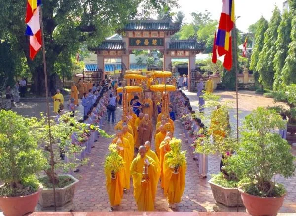 Cung thỉnh Giác linh HT.Thích Chơn Thiện thăm Học viện và chùa Từ Đàm