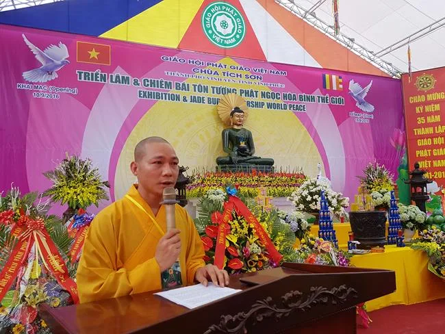 Vĩnh Phúc: Cung nghinh chiêm bái tượng Phật ngọc cho nền hòa bình tại chùa Tích Sơn