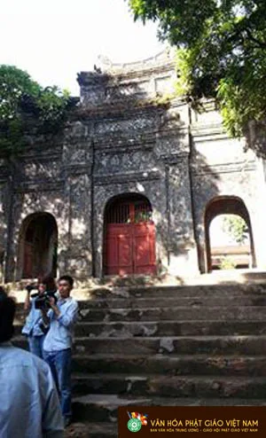 Ban Văn hóa trung ương Giáo hội Phật giáo Việt Nam đã đi tham quan và khảo sát một số điểm chùa trong thành phố Huế