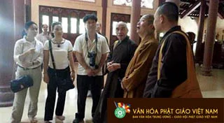 Ban Văn hóa trung ương Giáo hội Phật giáo Việt Nam đã đi tham quan và khảo sát một số điểm chùa trong thành phố Huế