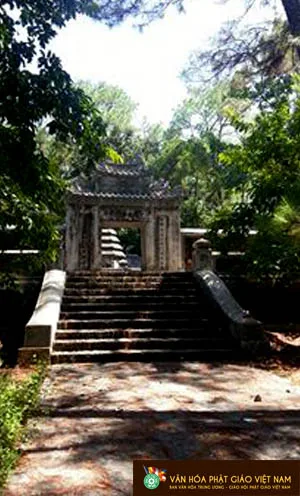Ban Văn hóa trung ương Giáo hội Phật giáo Việt Nam đã đi tham quan và khảo sát một số điểm chùa trong thành phố Huế