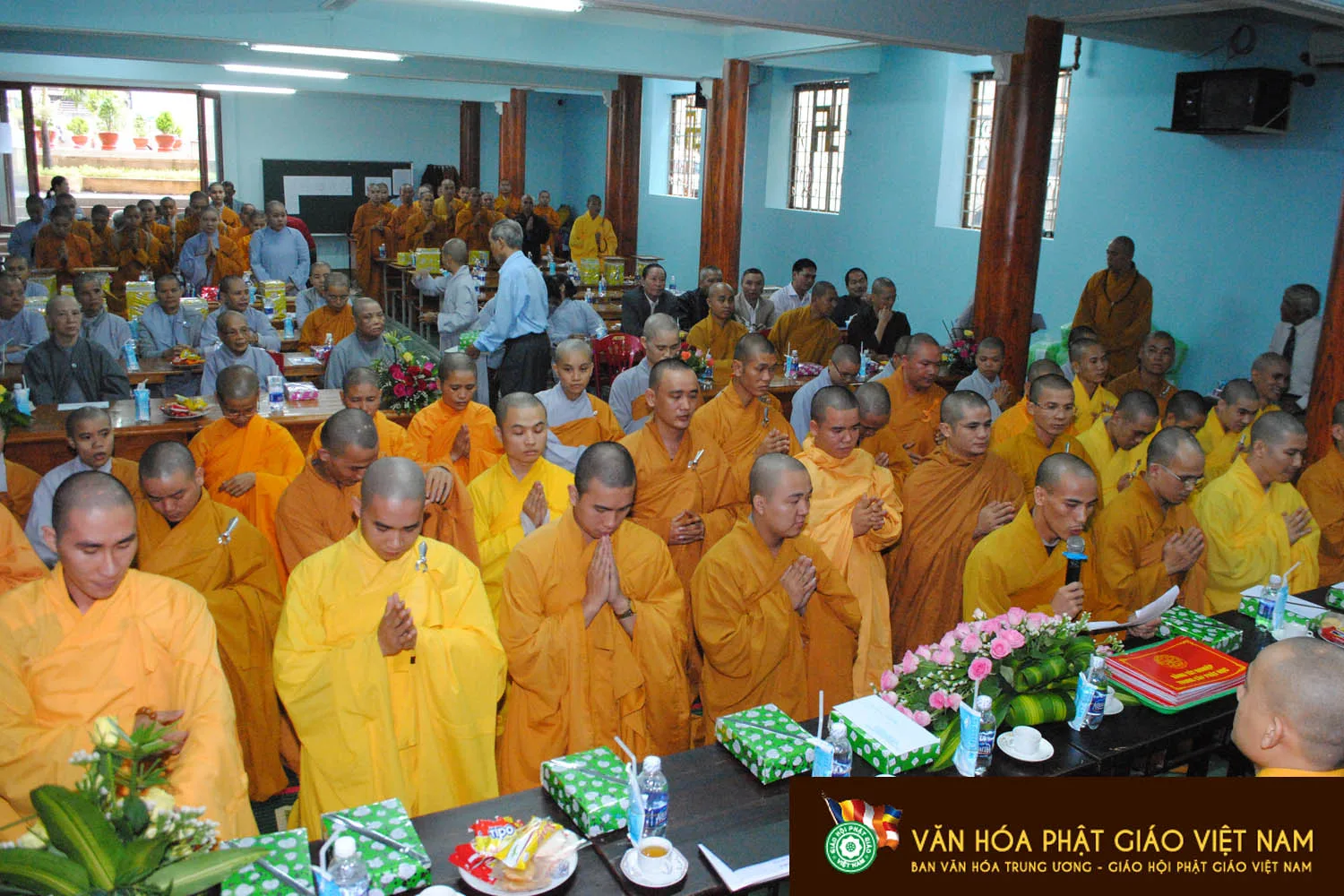 Trường Trung Cấp Phật Học Gia Lai tổ chức Lễ Tốt Nghiệp và Khai Giảng năm học 2016 - 2017