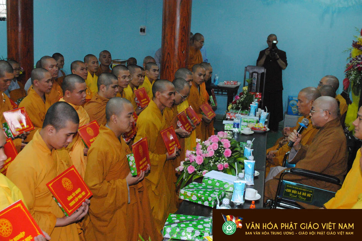 Trường Trung Cấp Phật Học Gia Lai tổ chức Lễ Tốt Nghiệp và Khai Giảng năm học 2016 - 2017