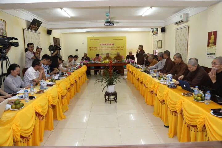 Tọa đàm "Phối hợp quản lý, bảo tồn, phát huy di sản văn hoá Phật giáo Việt Nam"