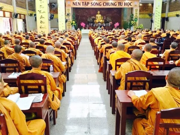 TP.HCM: Hòa thượng Chủ tịch thăm và giảng tại khóa bồi dưỡng trụ trì của Hệ phái Khất sĩ