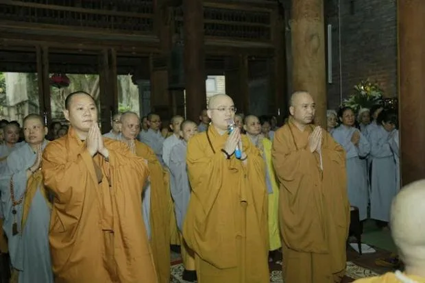 Chư Tăng Ni trường hạ Bà Đá tác pháp an cư