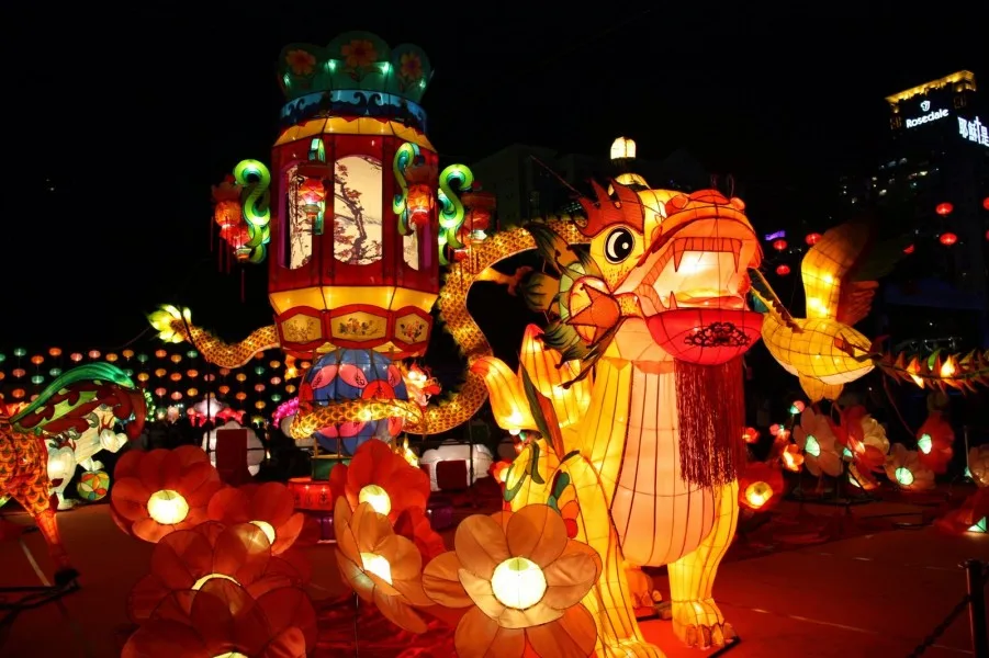 Trung thu càng ngày càng kỳ cục