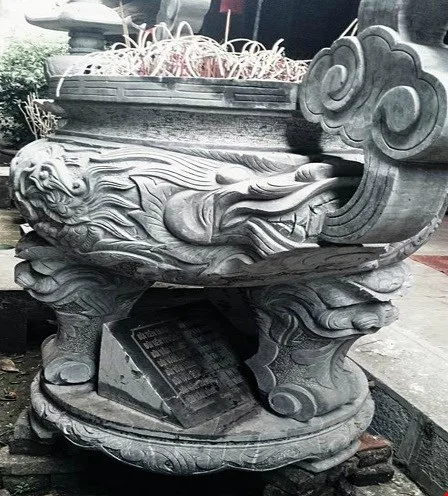CÔNG ĐỨC & BỐ THÍ HÃY ĐỂ TẤM LÒNG LẶNG LẼ TOẢ HƯƠNG