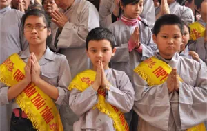 Công năng diệu dụng của lục tự niệm Phật "Nam mô A Di Đà Phật"