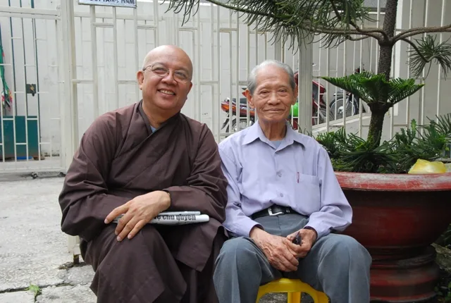 “Tu sĩ phải tự bảo vệ mình trên không gian mạng”