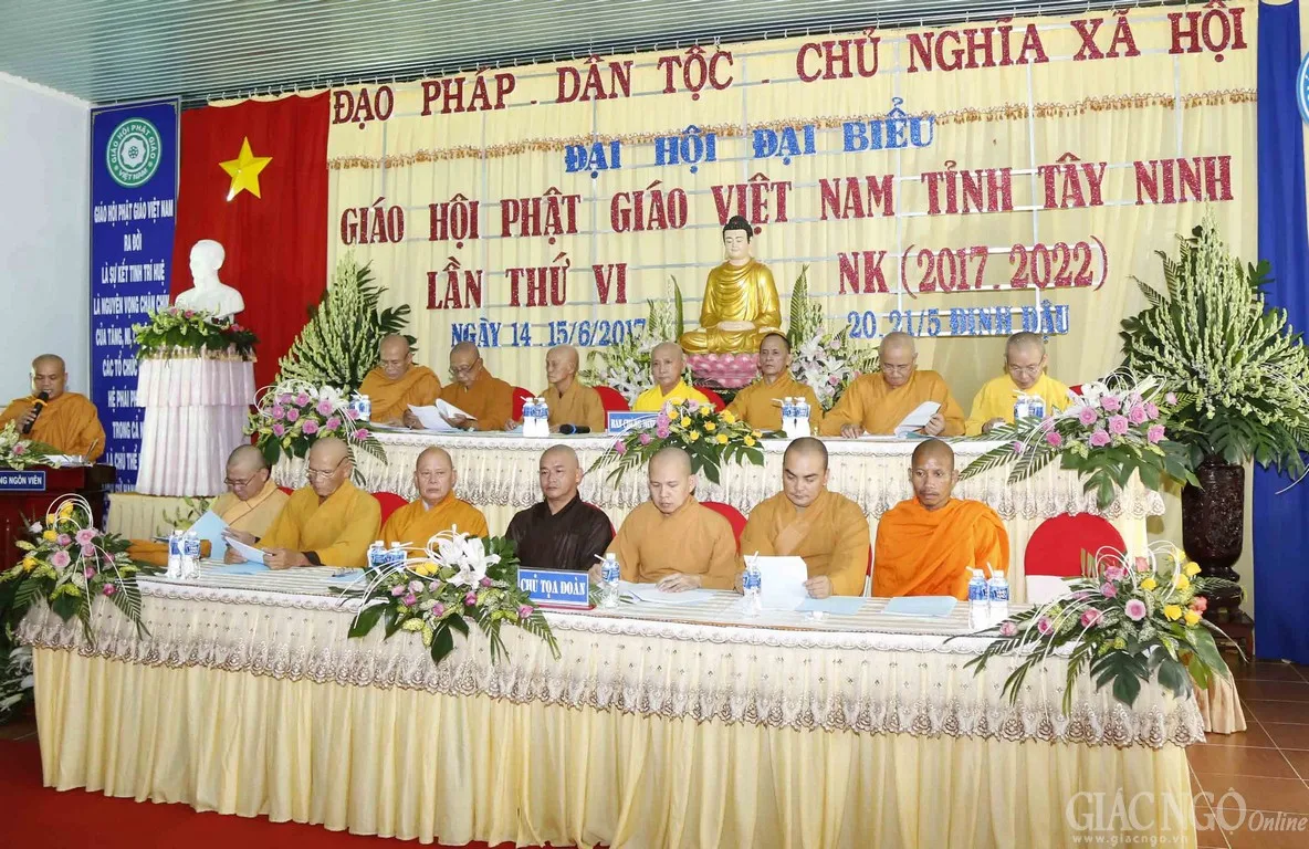Chư tôn đức chứng minh, chủ tọa đoàn