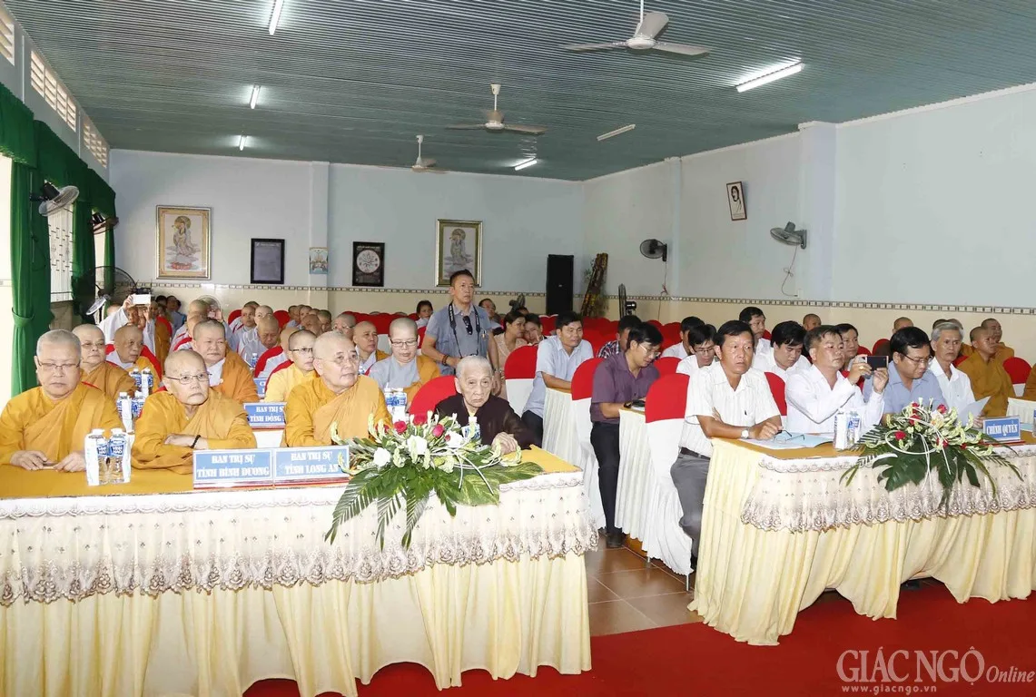 Đại biểu tham dự phiên Đại hội trù bị