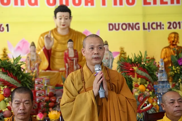 TT.Thích Nguyên Thành ban đạo từ