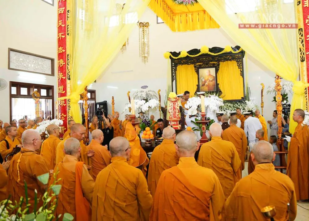 TP.HCM: Lễ nhập kim quan Đại lão HT.Thích Tắc An